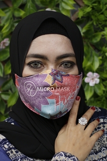 Micro Mask Spectrum Geranium